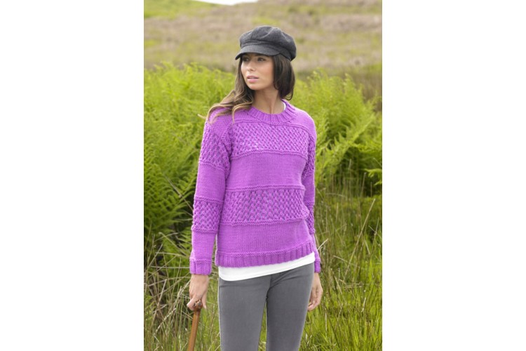 Ladies Sweater Pattern Chunky 9078