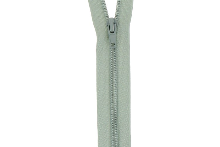 Mint Open Ended Zip 26