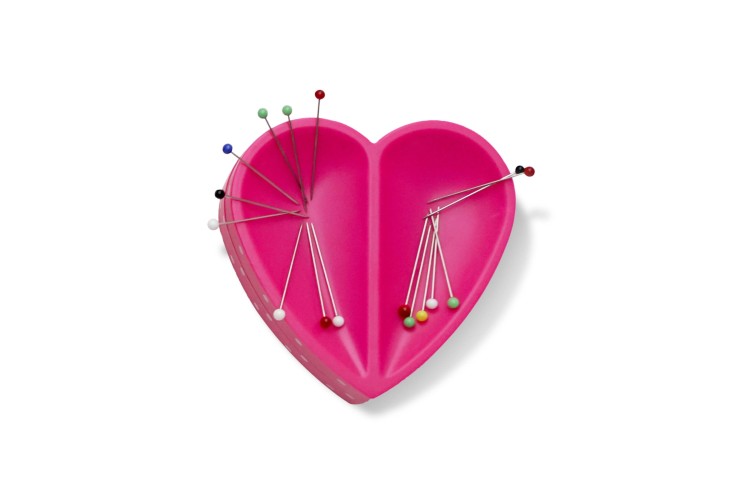 Prym Heart Magnetic Pin Cushion